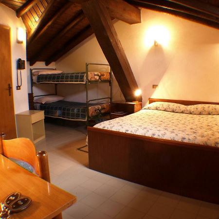 Hotel Rondanino Lanzo dʼIntelvi Eksteriør billede